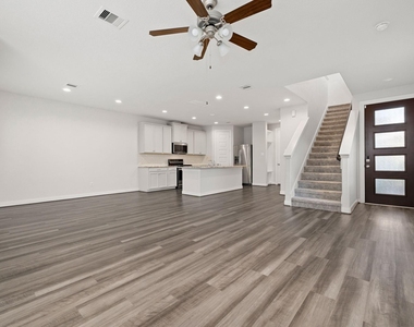 9914 Brickhouse Drive - Photo Thumbnail 10
