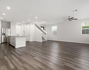 9914 Brickhouse Drive - Photo Thumbnail 14