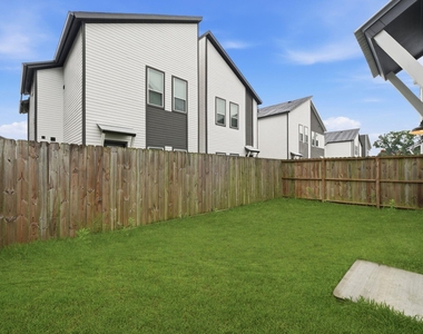 5814 Cebra Street - Photo Thumbnail 30