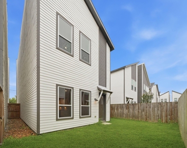 5814 Cebra Street - Photo Thumbnail 28