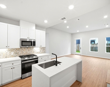 5814 Cebra Street - Photo Thumbnail 11