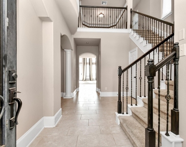 14811 Diane Manor Lane - Photo Thumbnail 4