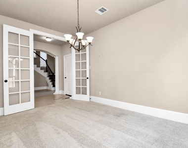 14811 Diane Manor Lane - Photo Thumbnail 8
