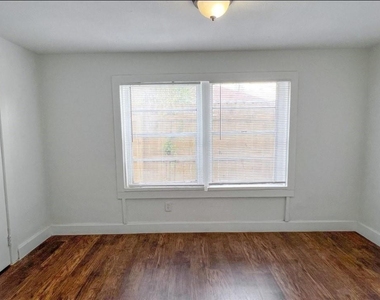 11 Norwood Street - Photo Thumbnail 3