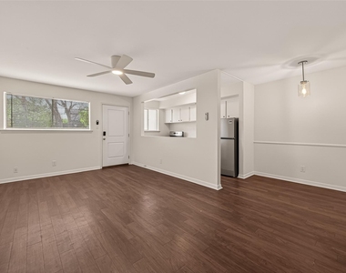 1217 Heights Boulevard - Photo Thumbnail 3