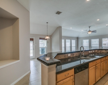 10914 Tattershall Lane - Photo Thumbnail 11