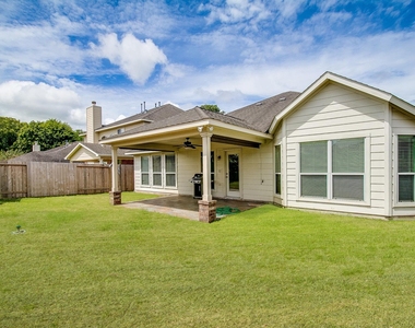 10914 Tattershall Lane - Photo Thumbnail 23