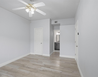 811 Threadneedle Street - Photo Thumbnail 7