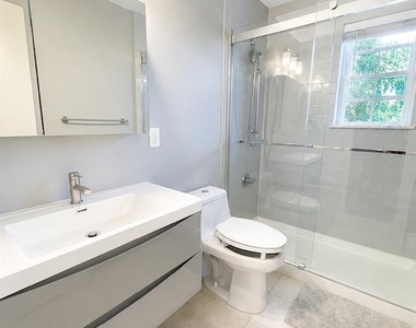 605 Grove - Photo Thumbnail 4