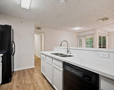 8051 Bay Branch Dr - Photo Thumbnail 6