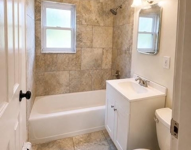 65 Regency - Photo Thumbnail 10