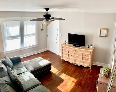532 Cortlandt Street - Photo Thumbnail 10
