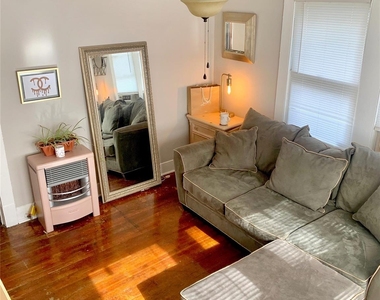 532 Cortlandt Street - Photo Thumbnail 7