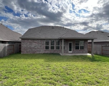 4826 Albany Ridge Lane - Photo Thumbnail 36