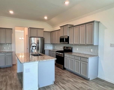 4826 Albany Ridge Lane - Photo Thumbnail 10