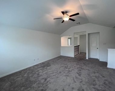 4826 Albany Ridge Lane - Photo Thumbnail 21