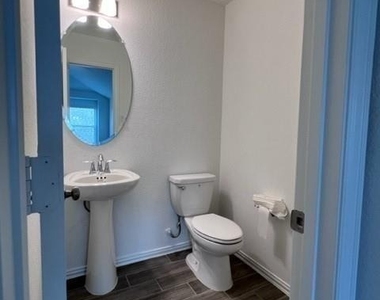 4826 Albany Ridge Lane - Photo Thumbnail 20