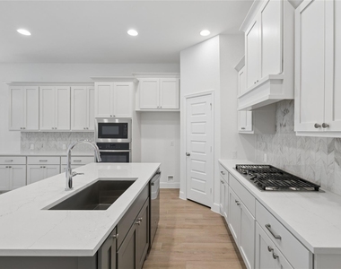 29934 Stony Forest Drive - Photo Thumbnail 9