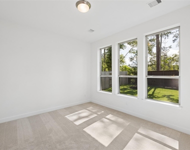 29934 Stony Forest Drive - Photo Thumbnail 11