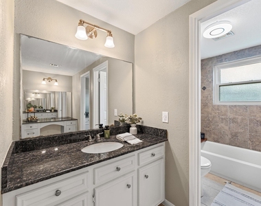 427 Whitecap Drive - Photo Thumbnail 19