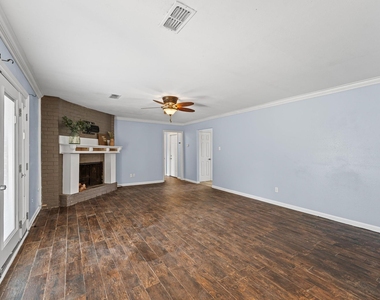 427 Whitecap Drive - Photo Thumbnail 8