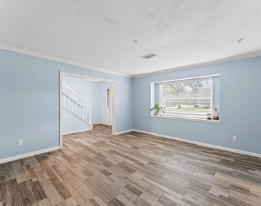 427 Whitecap Drive - Photo Thumbnail 11