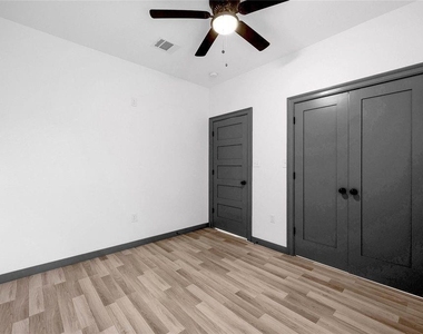 3625 Lydia Street - Photo Thumbnail 13