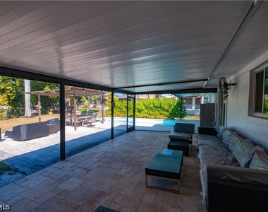 54 Liberty Lane - Photo Thumbnail 22