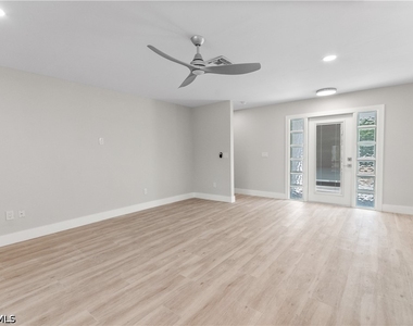 54 Liberty Lane - Photo Thumbnail 7