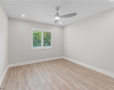 54 Liberty Lane - Photo Thumbnail 13