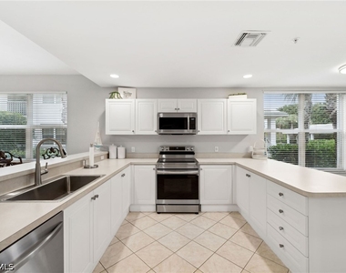 8355 Whisper Trace Way - Photo Thumbnail 5