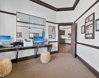 12970 Positano Circle - Photo Thumbnail 31