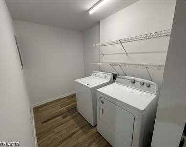 7915 Preserve Circle - Photo Thumbnail 20