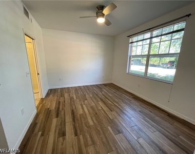 7915 Preserve Circle - Photo Thumbnail 10