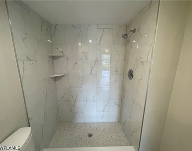 1200 Commonwealth Circle - Photo Thumbnail 12
