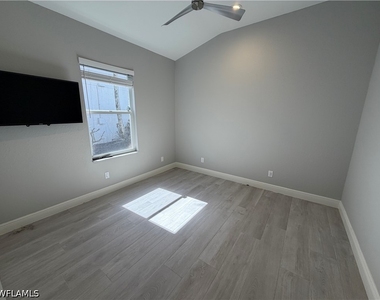 7080 Timberland Circle - Photo Thumbnail 25