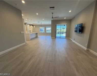 7080 Timberland Circle - Photo Thumbnail 3