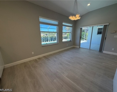 7080 Timberland Circle - Photo Thumbnail 17