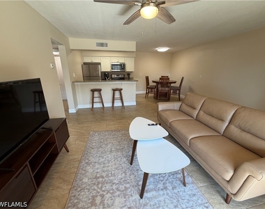5327 Summerlin Road - Photo Thumbnail 6