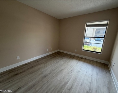 5315 Summerlin Road - Photo Thumbnail 10
