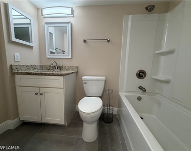 5315 Summerlin Road - Photo Thumbnail 13