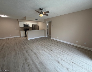 5315 Summerlin Road - Photo Thumbnail 1