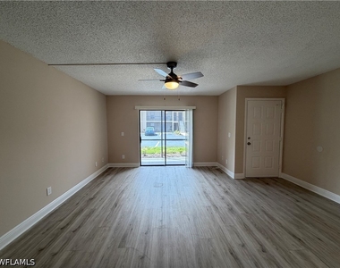 5315 Summerlin Road - Photo Thumbnail 3