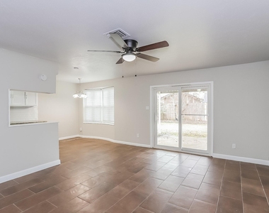 10819 Sagewind Drive - Photo Thumbnail 2
