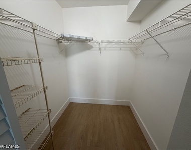 5317 Summerlin Road - Photo Thumbnail 16