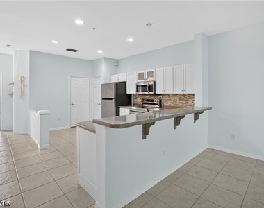 15995 Caldera Lane - Photo Thumbnail 4