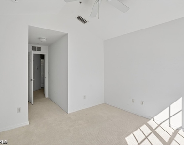 15995 Caldera Lane - Photo Thumbnail 13