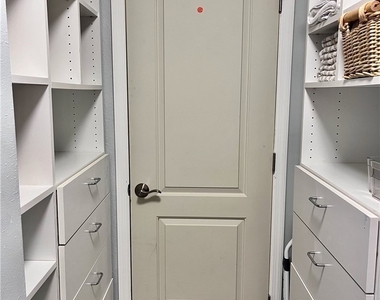 306 Palm Drive - Photo Thumbnail 10