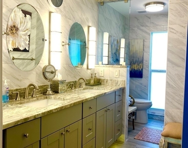 306 Palm Drive - Photo Thumbnail 8