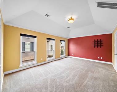 2927 Clinton Drive - Photo Thumbnail 14
